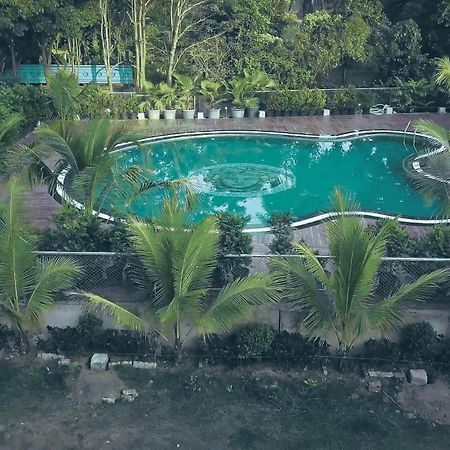 Hotel Royal Retreat Szambalpur Kültér fotó
