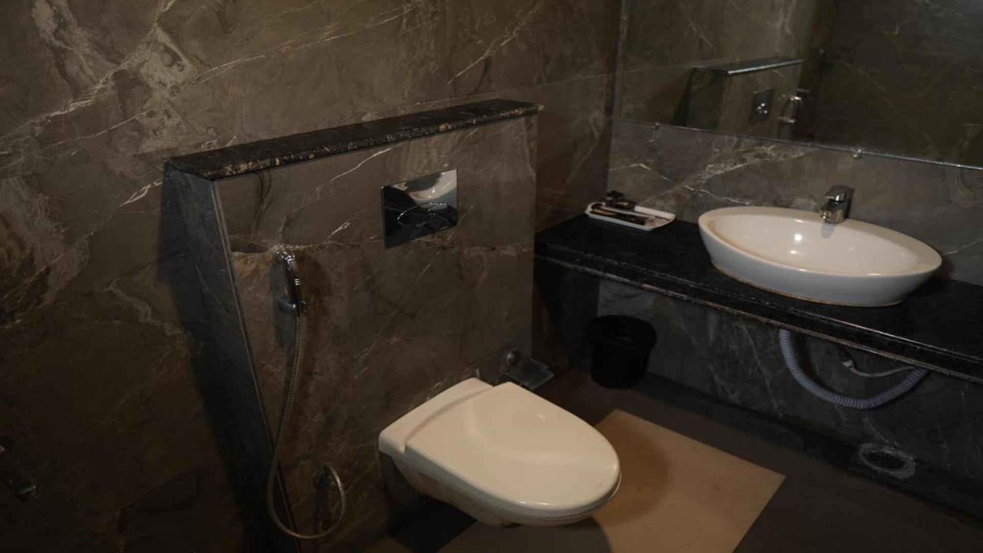 Hotel Royal Retreat Szambalpur Kültér fotó