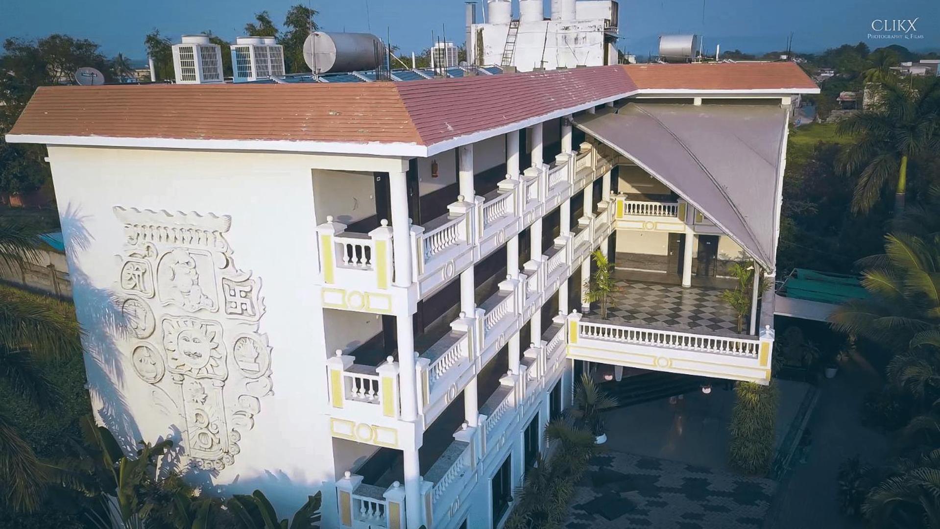 Hotel Royal Retreat Szambalpur Kültér fotó